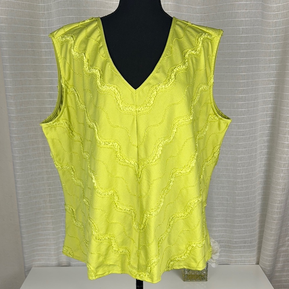 SELENE SPORT Women Lime Green Sleeveless Top, Size 2X